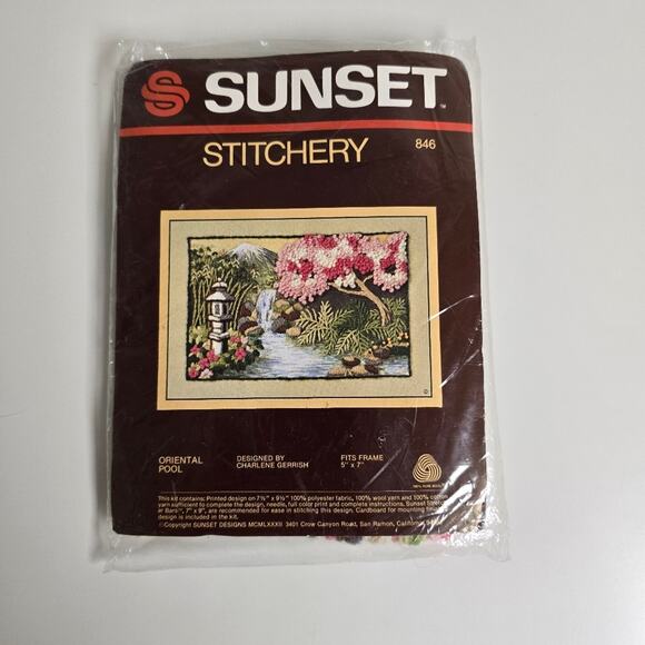 Sunset Designs Vintage DIY Stitchery Set Oriental Pool Wool Yarn - Picture 1 of 7
